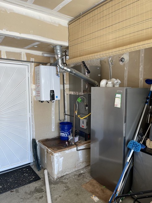 Gallery Image: Perfect Tankless Plumbing